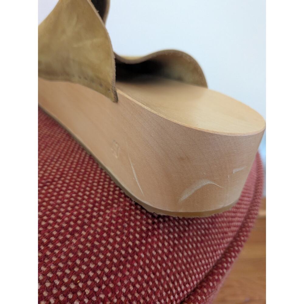 Bryr Norma Platform Clog Sandal - Picture 6 of 8